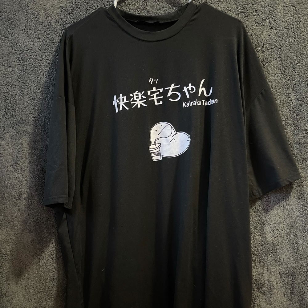 Oversized tee